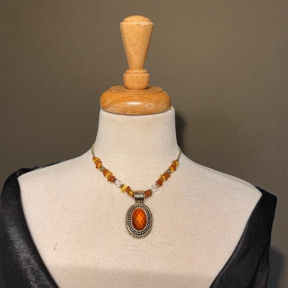 Vintage Avon Amber Glass Bead Pendant 18" Necklace Gold Tone - Picture 2 of 8